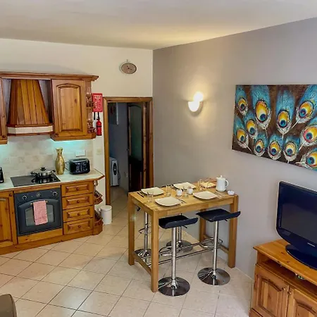 In Paceville 200m From The Sea Of Spinola Bay